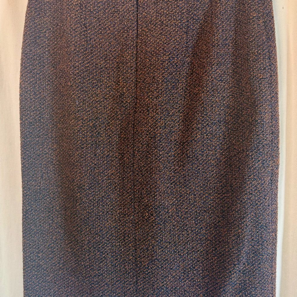 Escada Brown Wool/Alpaca/Silk Bouclé Blazer and Skirt Set - Picture 11 of 15
